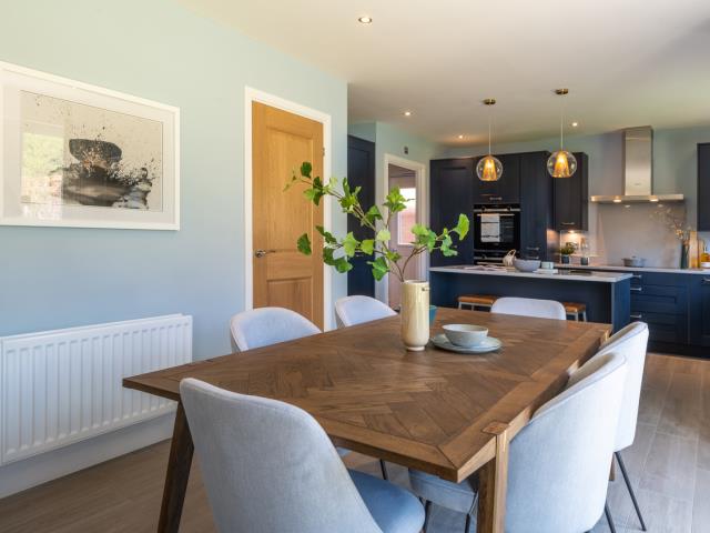 57095 Henley Kitchen Dining