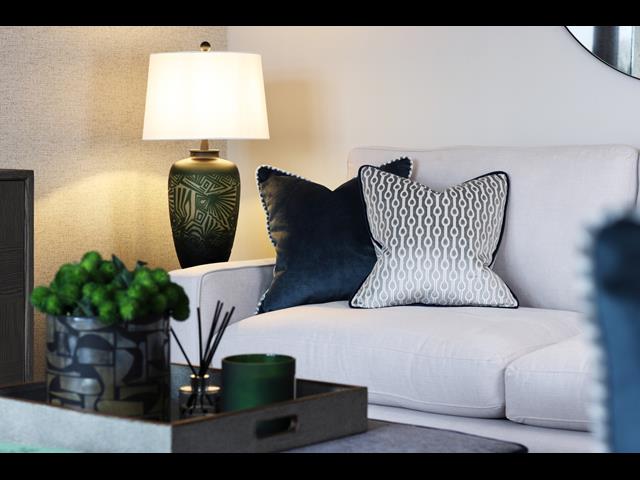 53369 Generic Lounge