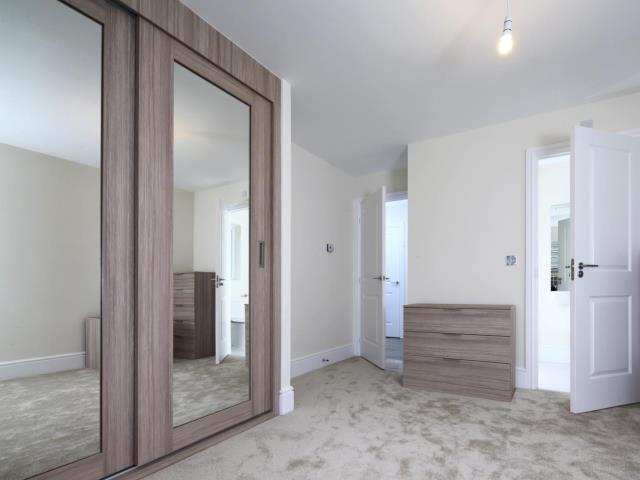 hadleigh-bedroom-31770