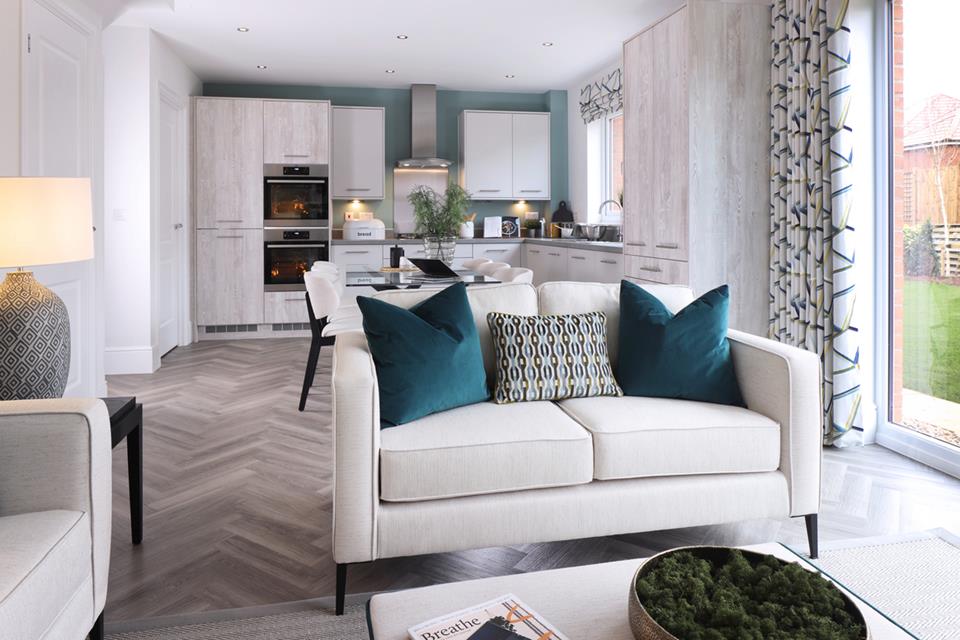 53822 Leamington LS Living Dining Kitchen