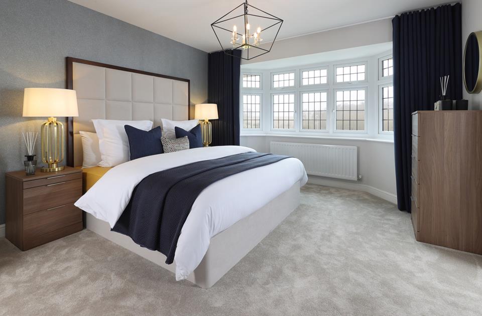 53838 Leamington LS Main Bedroom