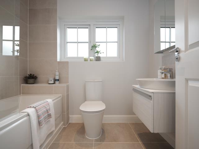 52947-bathroom