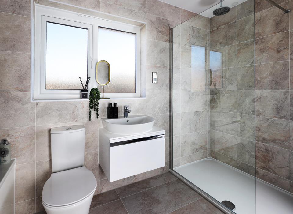 The Oxford Lifestyle ensuite