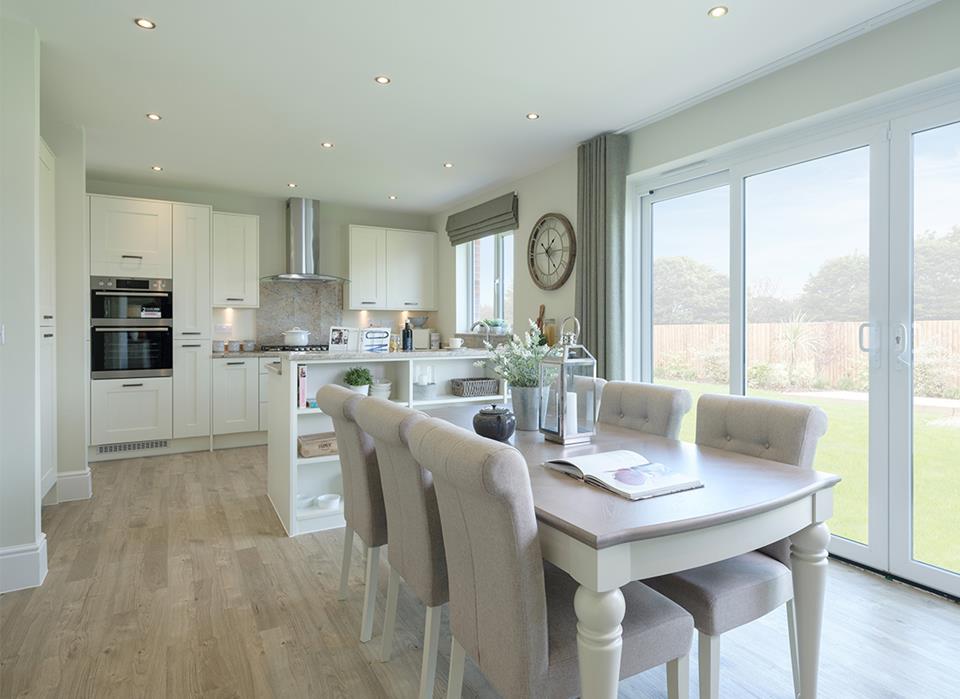 Heritage fields-Balmoral-Kitchen-Dining-44132