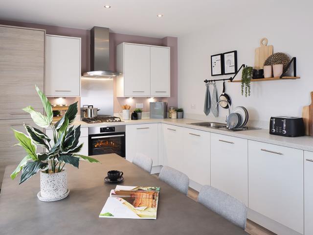 Redrow-Letchworth-Dining-Kitchen-53445