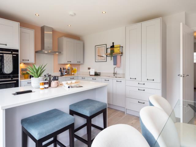 57165 - Main kitchen