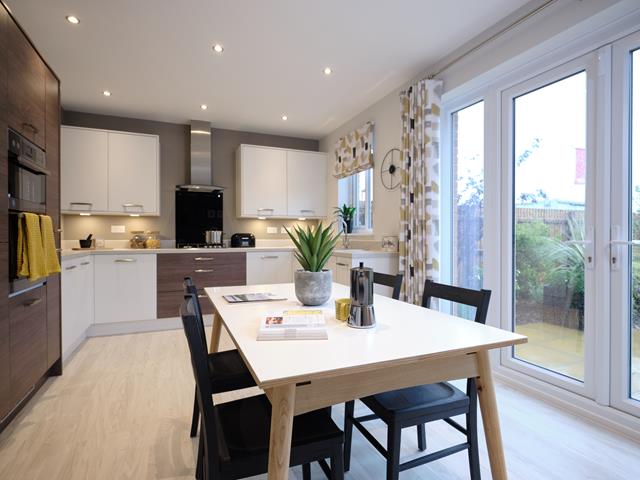 48809 - Kitchen dining area