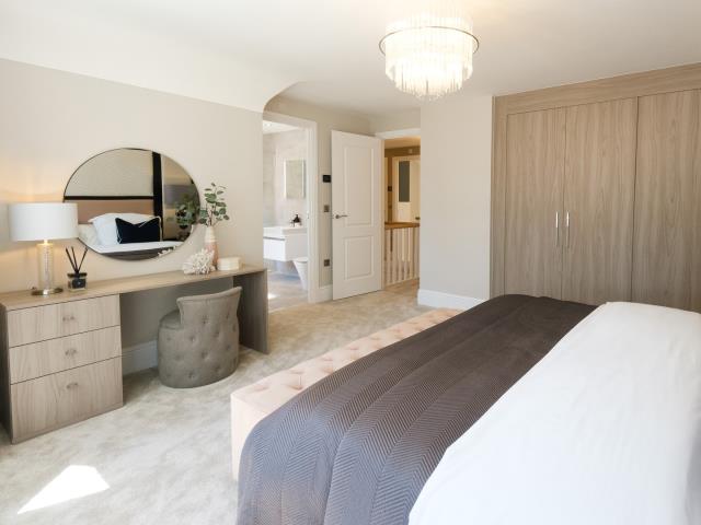 60288 - Main bedroom 2