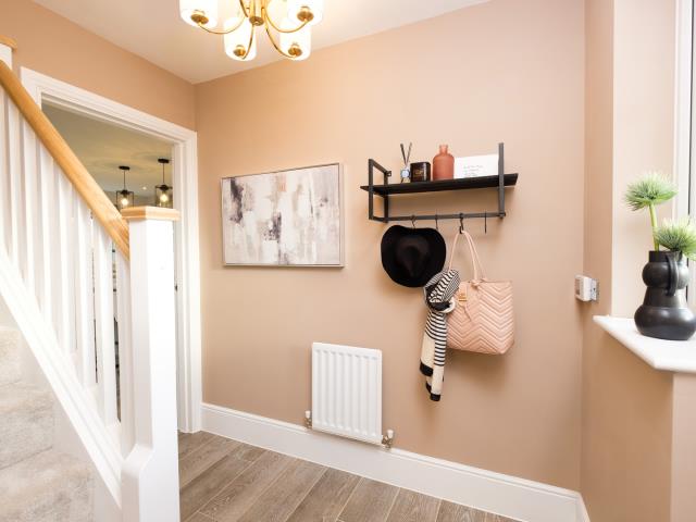 58593 - Downstairs hall