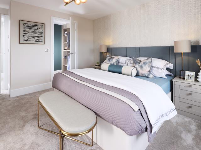 60677 - Master bedroom