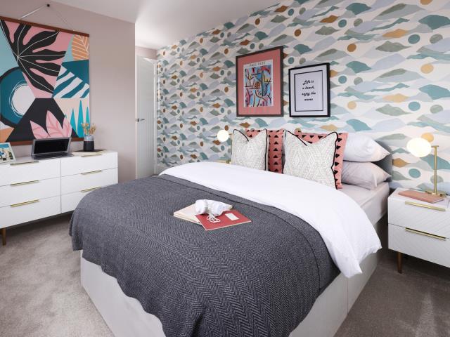 60725 - Second bedroom