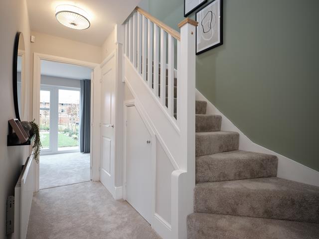 52953 - Downstairs hall