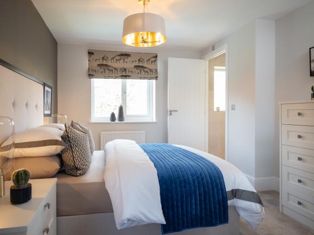 55305 - Second bedroom