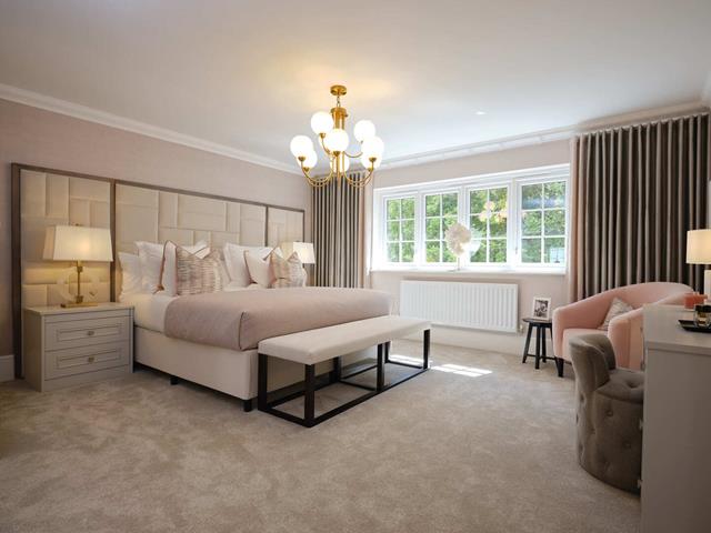 51369 - Master bedroom