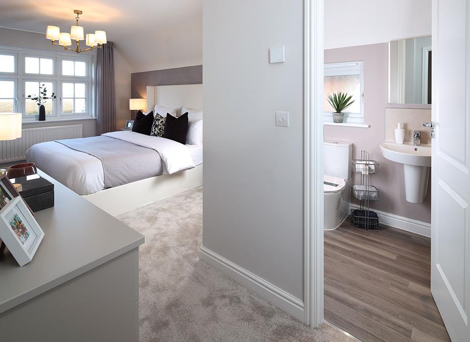 BedroomEnSuite52027