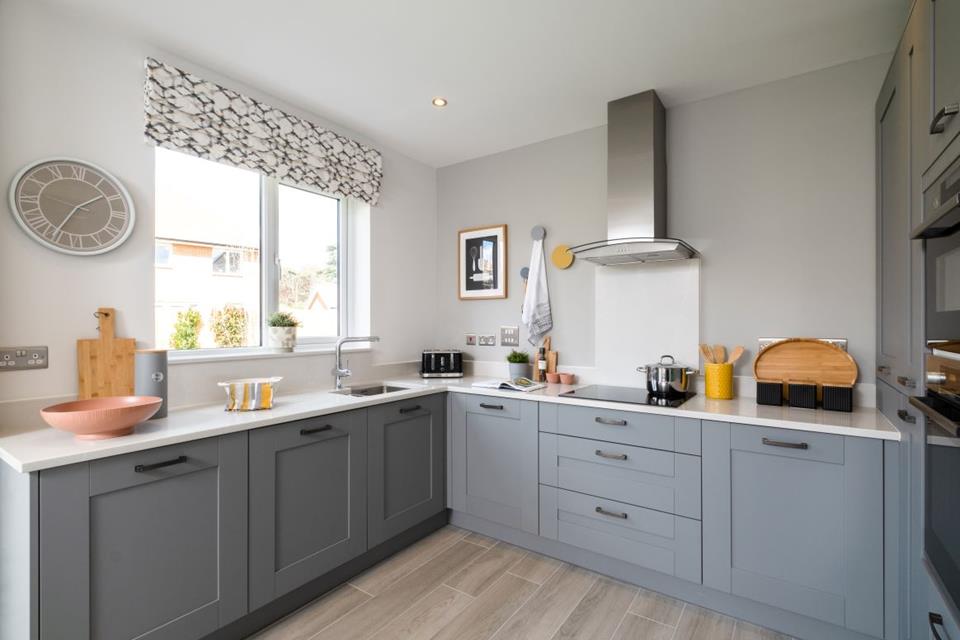 2747 Shrewsbury Kitchen