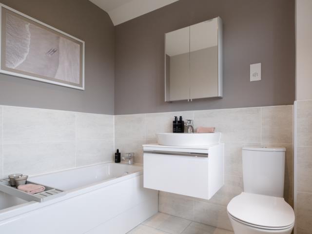 Redrow MonchelseaPark Stratford Bedroom1 Ensuite 3005