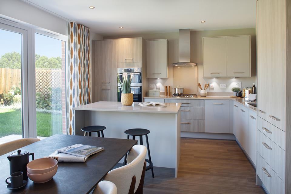 52255- Oxford Lifesytyle Internal Kitchen with Island