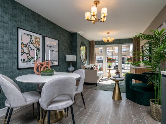 65346 - Dining Living