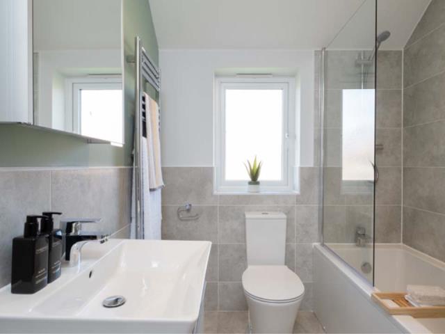 Redrow - Inspiration - Bathroom
