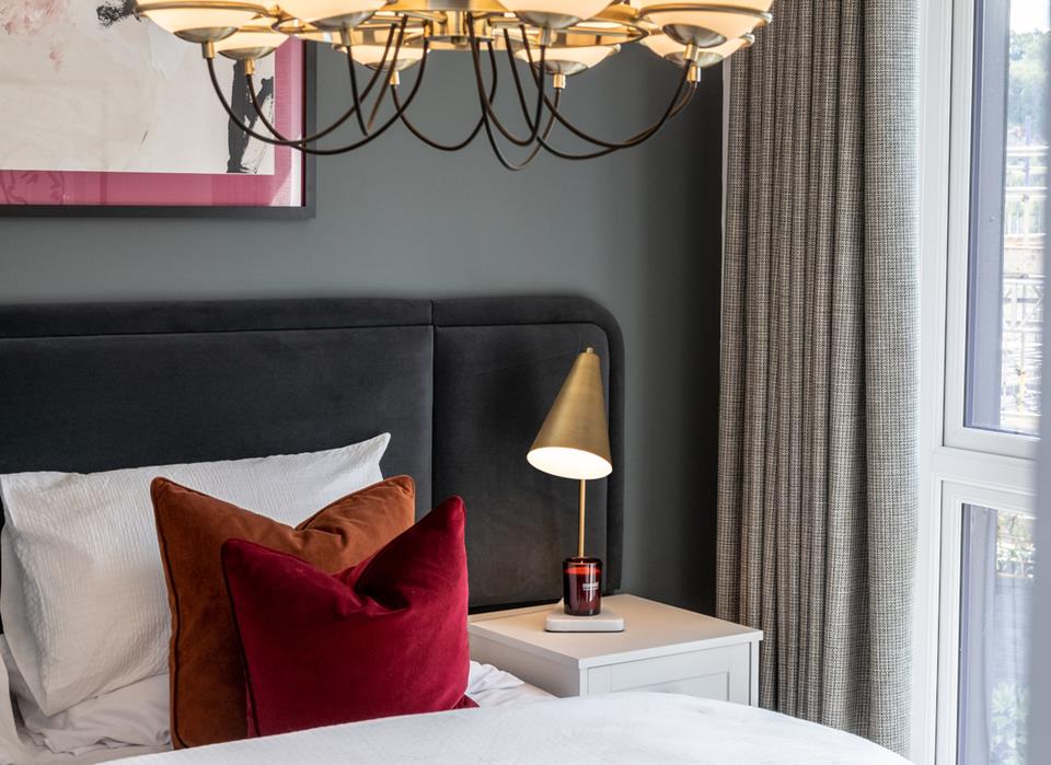 65073 - Bed 1 close up 2