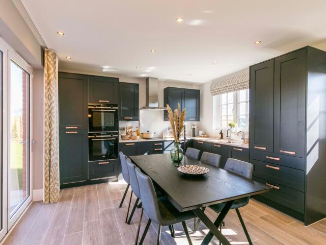 Harlech Kitchen Dining