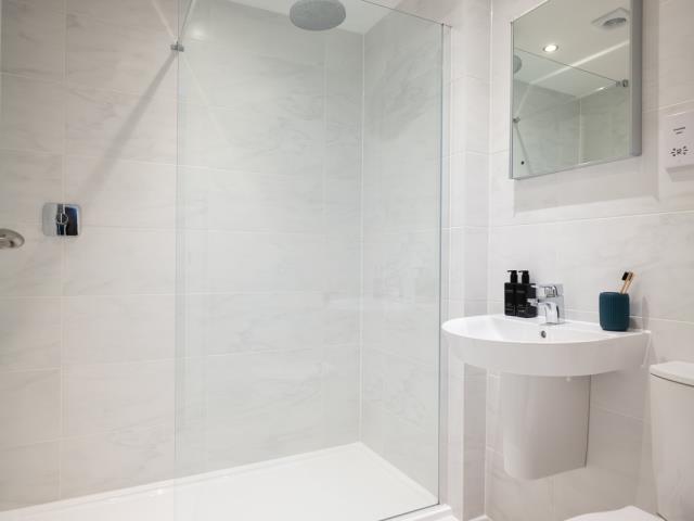 Kensington Ensuite