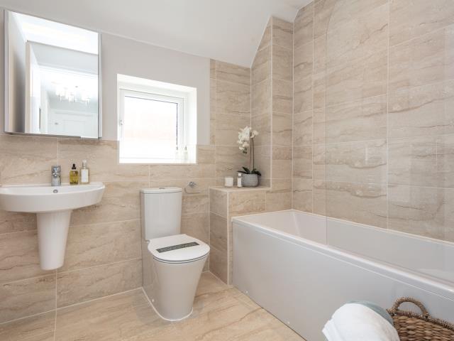 43595- Marlow Bathroom