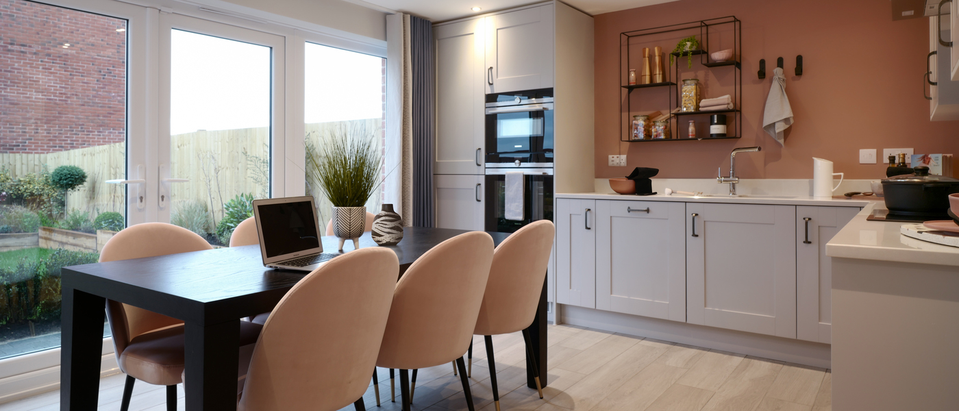 52702 - Kensington Kitchen