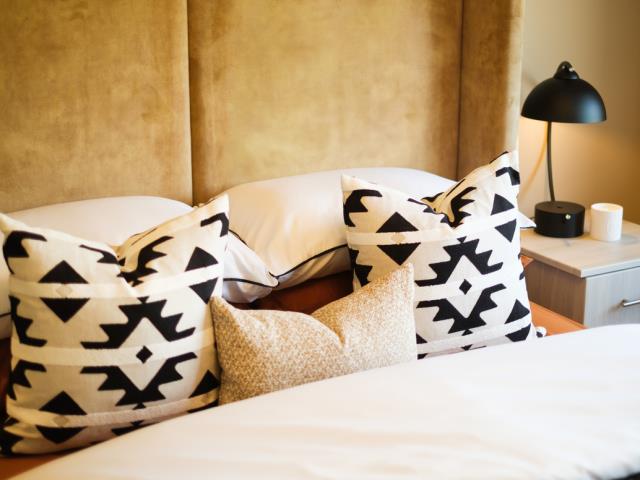 65379 - Bed 3 close up 2