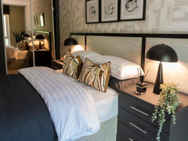 60760 - Bedroom 2 with wardrobe