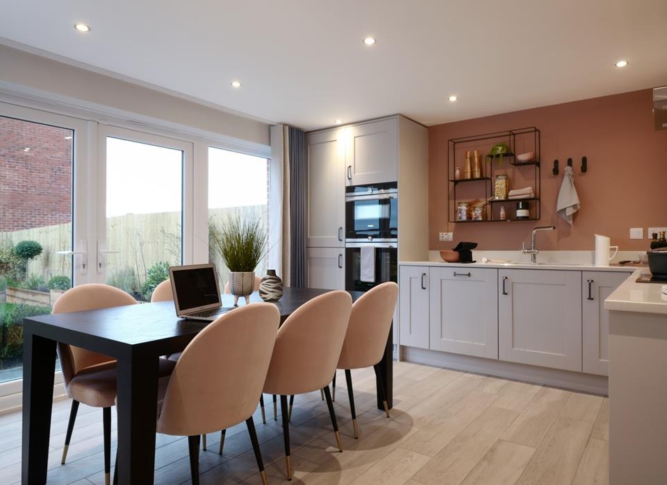 52702 - Kitchen Dining