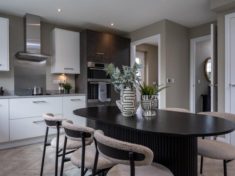 Kitchen dining