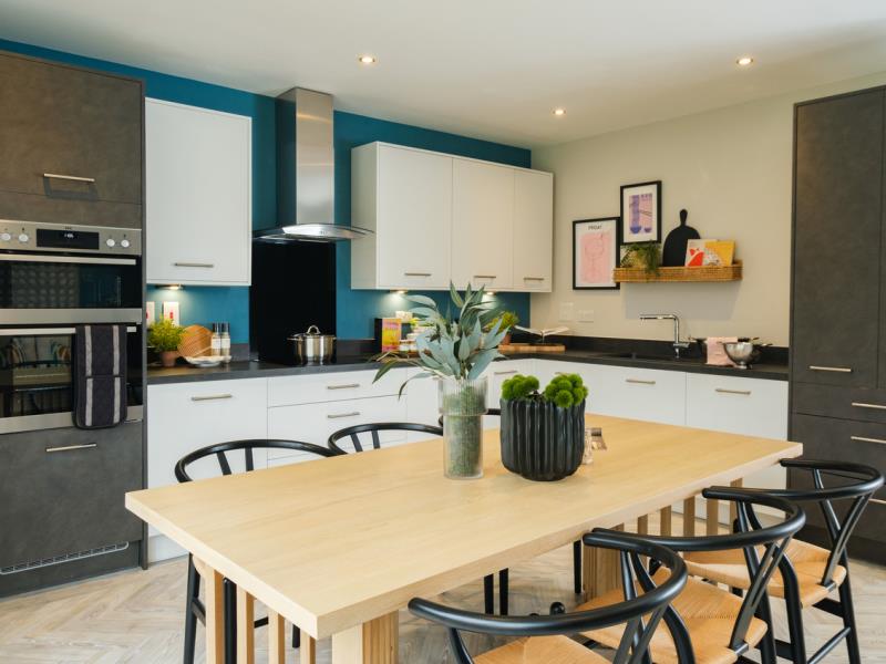 Kitchen dining