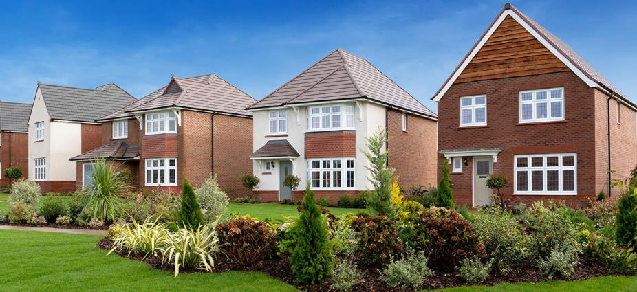 Redrow-LeestonePark-StreetScene-Hero-49664