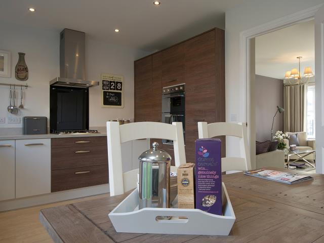 Brunswick-kitchen-dining-40905