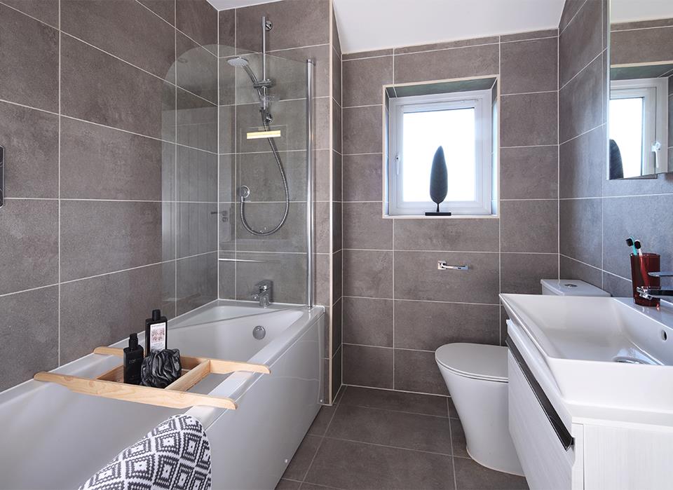 53266 - Welwyn Bathroom