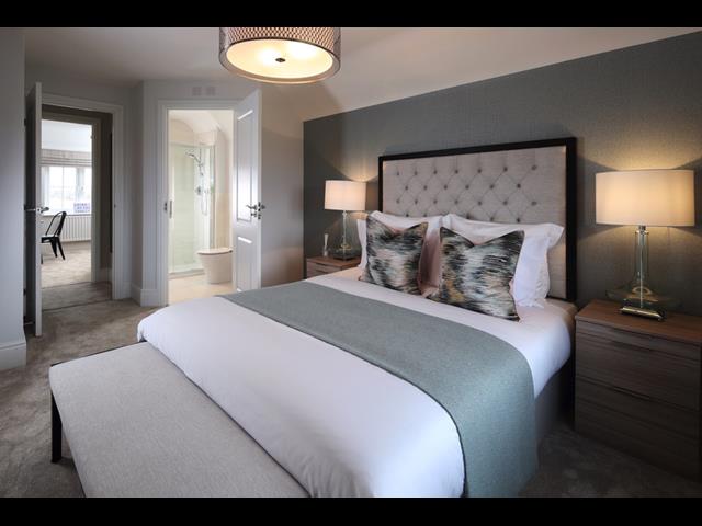 52011 Shaftesbury Bed 1 2