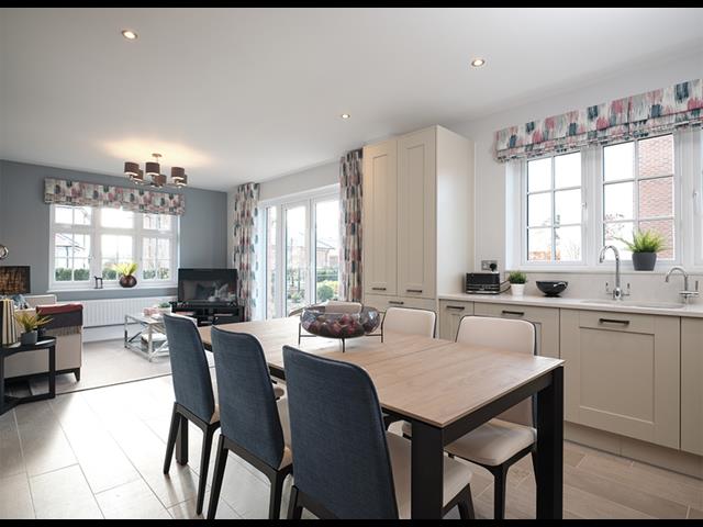 53187 Shafesbury Kitchen Dining