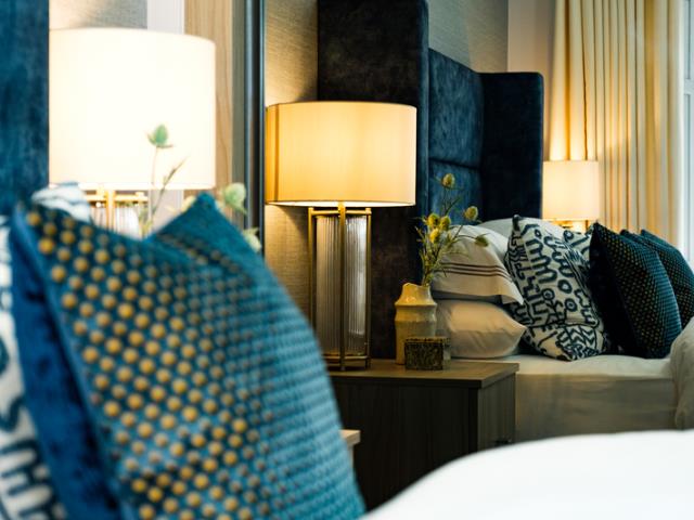 57776 Stratford bed 1 Life