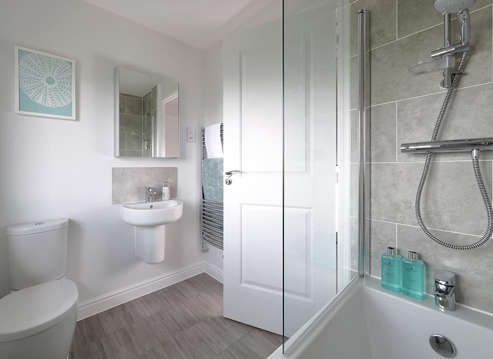 Romanfields-bath-38604