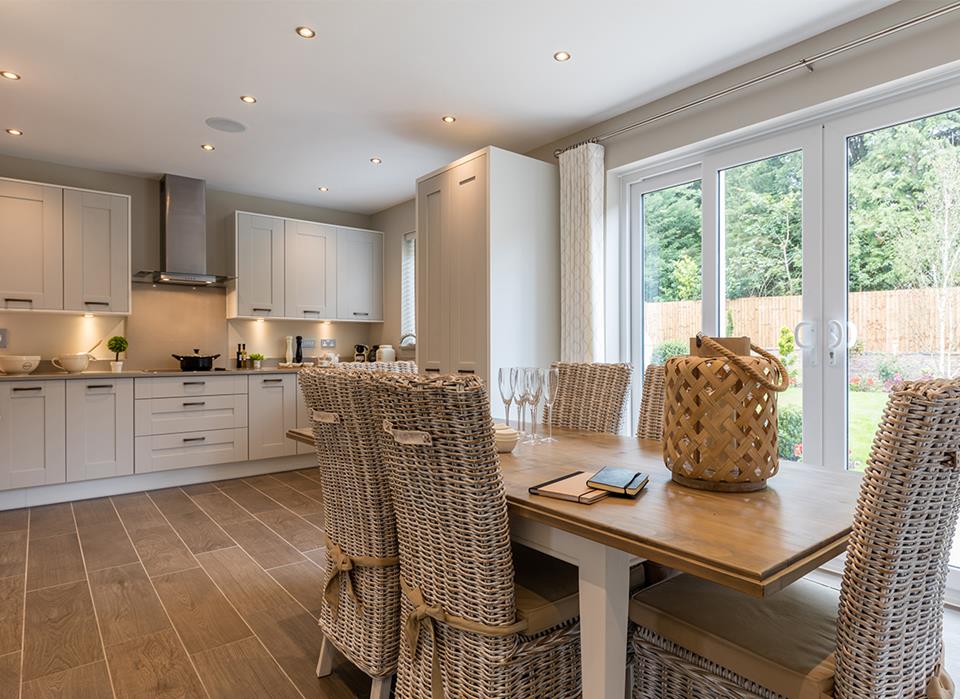 Romanfields-dining-34184