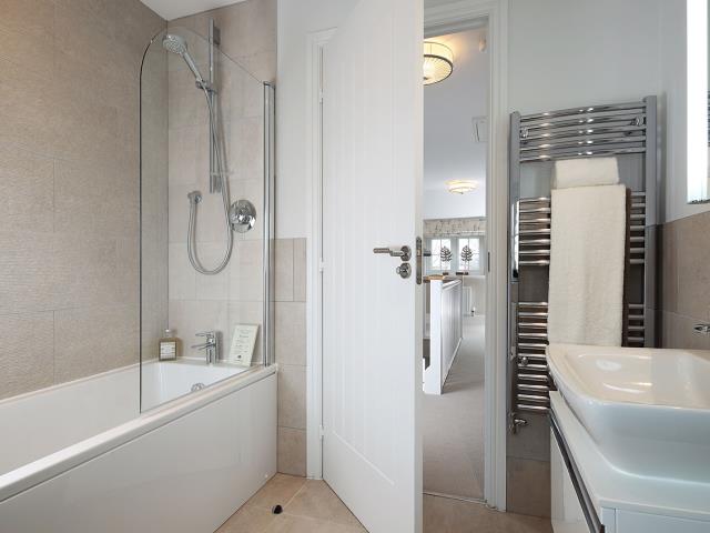 Harrogate-Bathroom-36576
