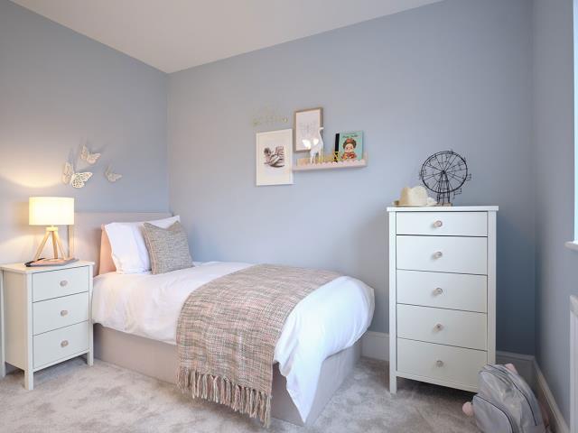 Canterbury-Bedroom-47337