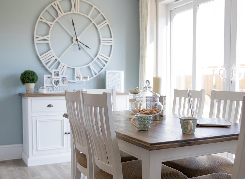 Elm Green-35093-dining