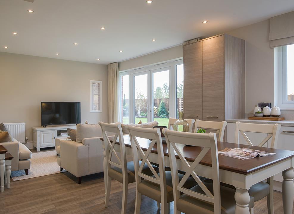 Elm Green-40436-dining