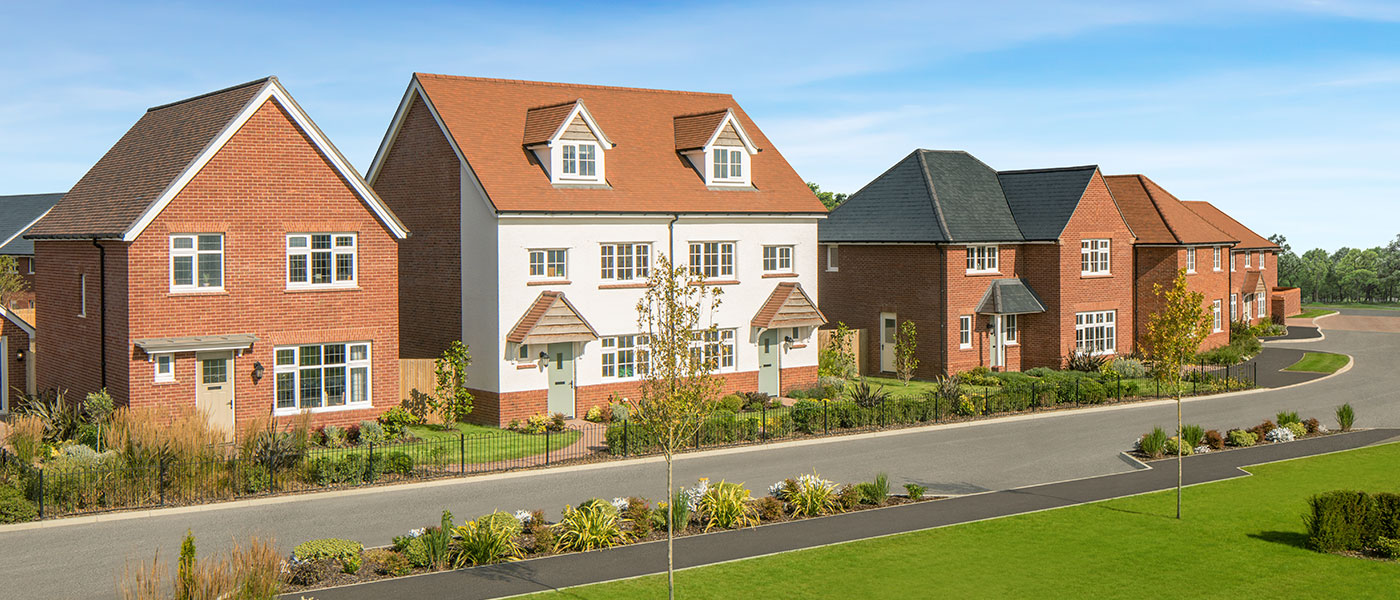 Redrow-ElmGreen-StreetScene-Hero-52074