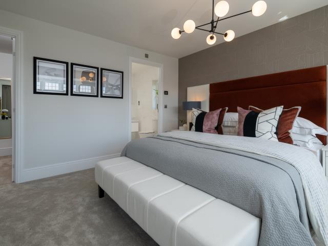 59317 Richmond Bed1 RESIZED