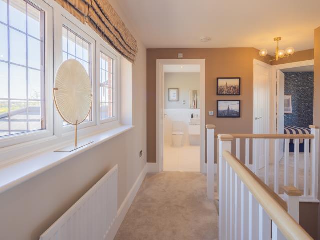 59918 1 Henley landing