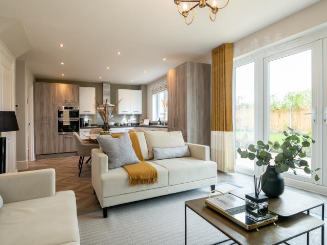 59345 Leamington Family Dining Kitchen